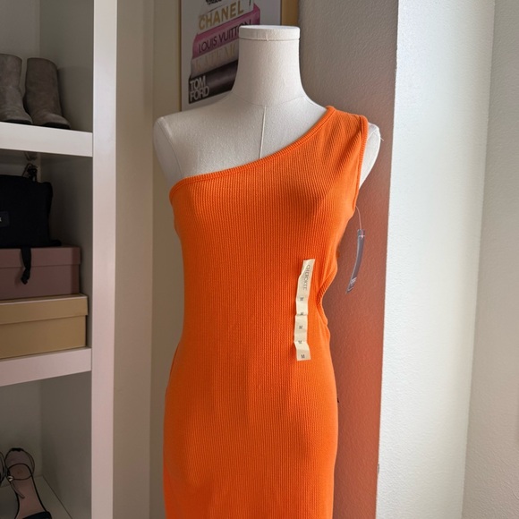New With Tag Orange One Shoulder Midi Dress Size Medium - Picture 8 of 8
